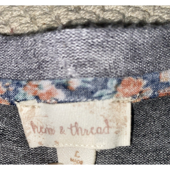 Hem & Thread Can't Miss It Patchwork Top Sweater Gray Large Women V-Neck - Picture 4 of 7